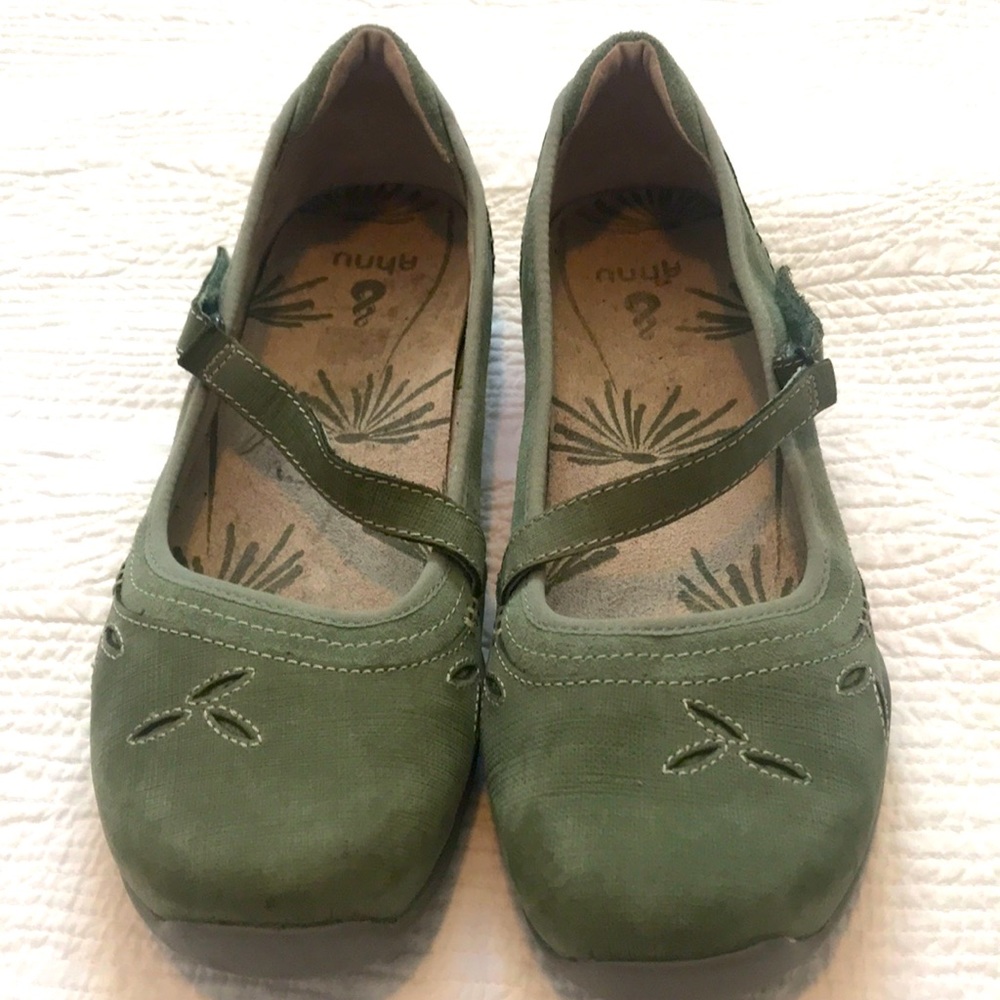 Ahnu shoes